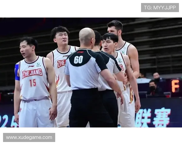 19年北京首钢与辽宁队激战回顾：巅峰对决的精彩瞬间与战术分析