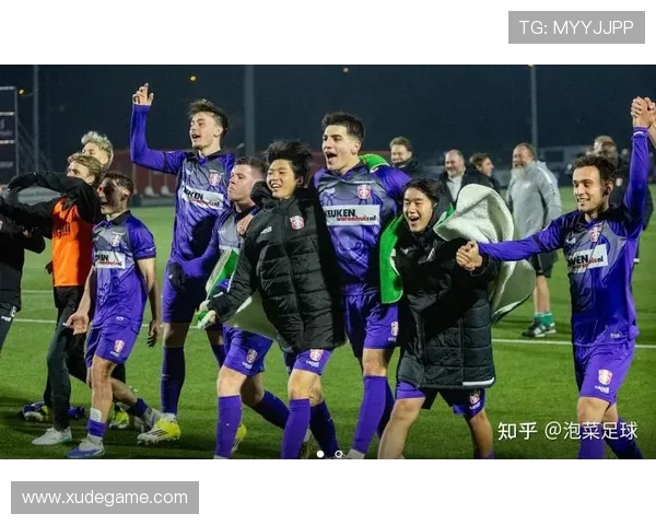 多德勒支与阿尔克激战正酣谁能在这场较量中笑到最后